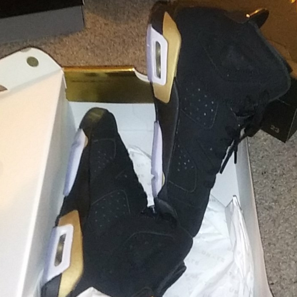 Jordan 6 - Picture 3 of 6